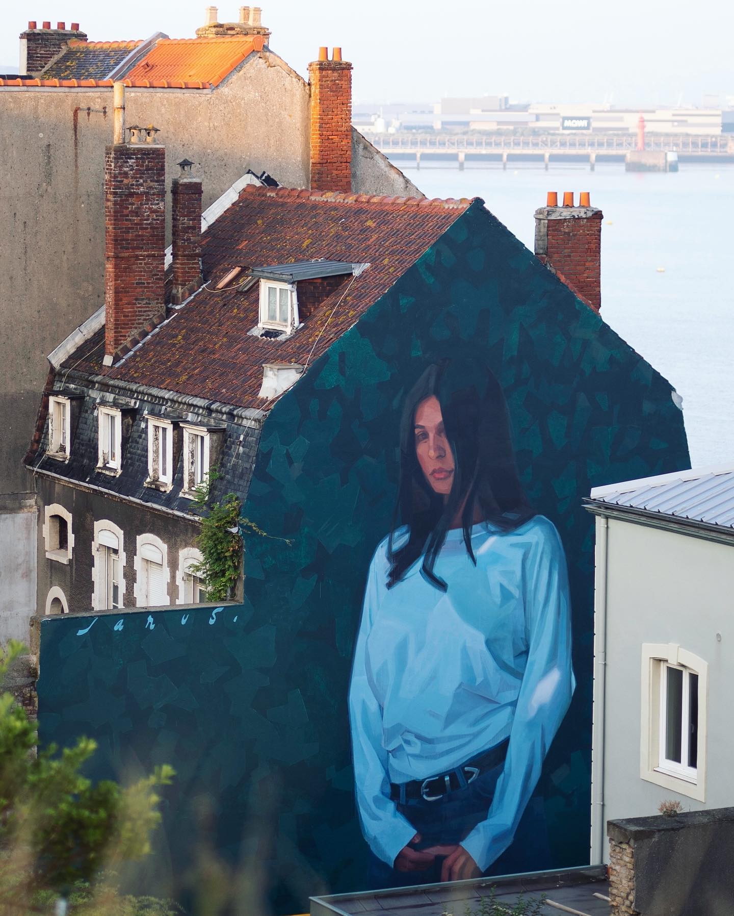 SHINE Mural 176